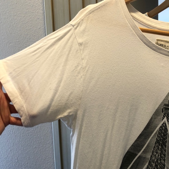 Paris t-shirt size medium - Picture 4 of 6